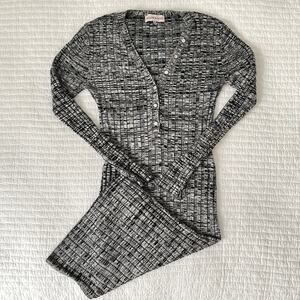 New Willow & Wind Rib Knit V-Neck Sweater Midi Dress in Dark Heather Gray Size S